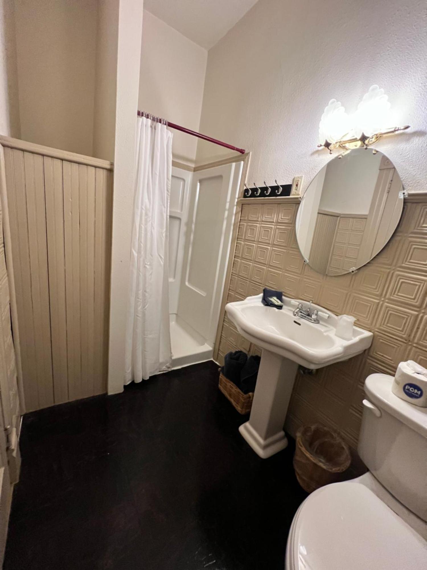 קריפל קריק Hotel St Nicholas מראה חיצוני תמונה
