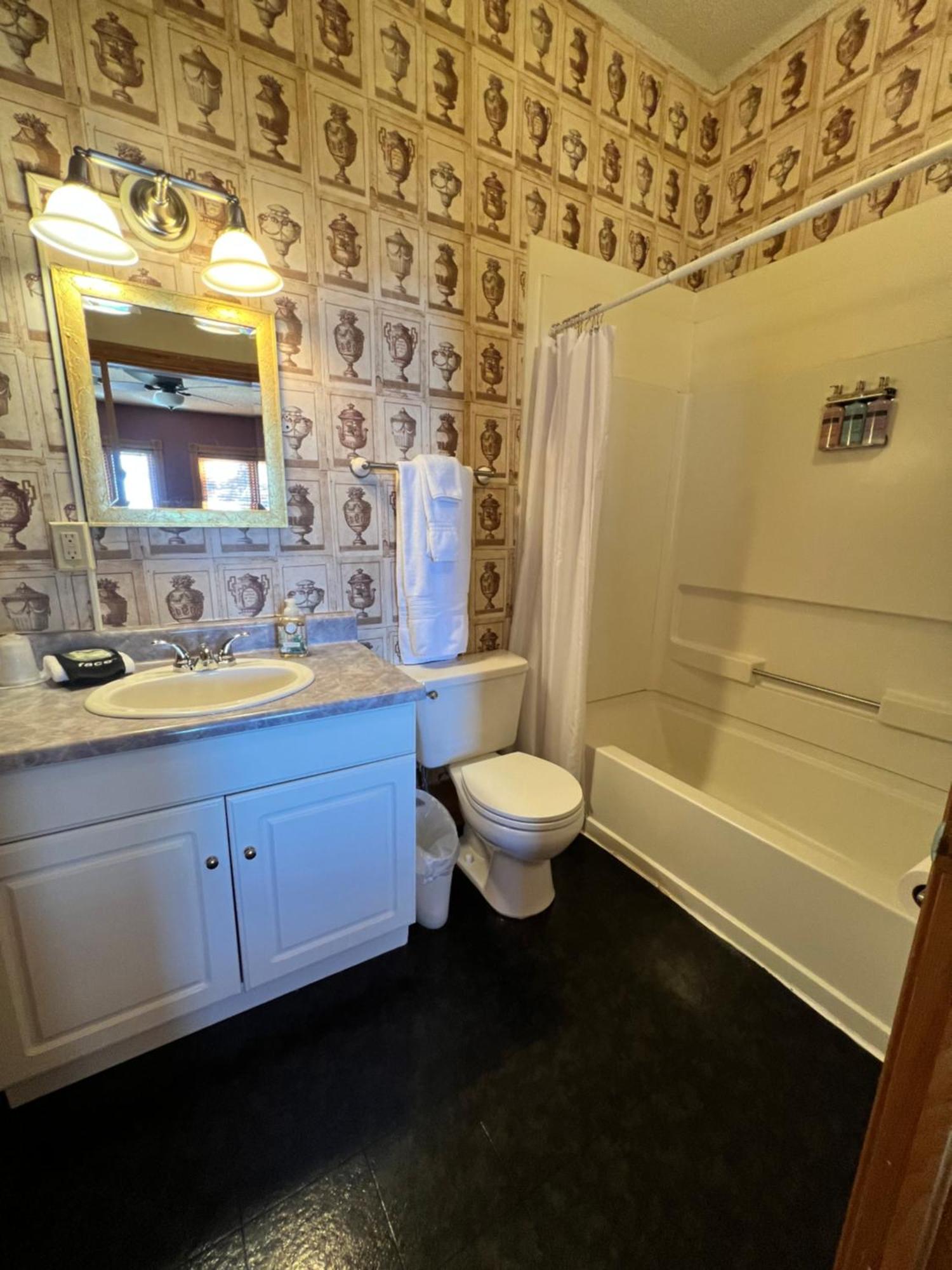 קריפל קריק Hotel St Nicholas מראה חיצוני תמונה